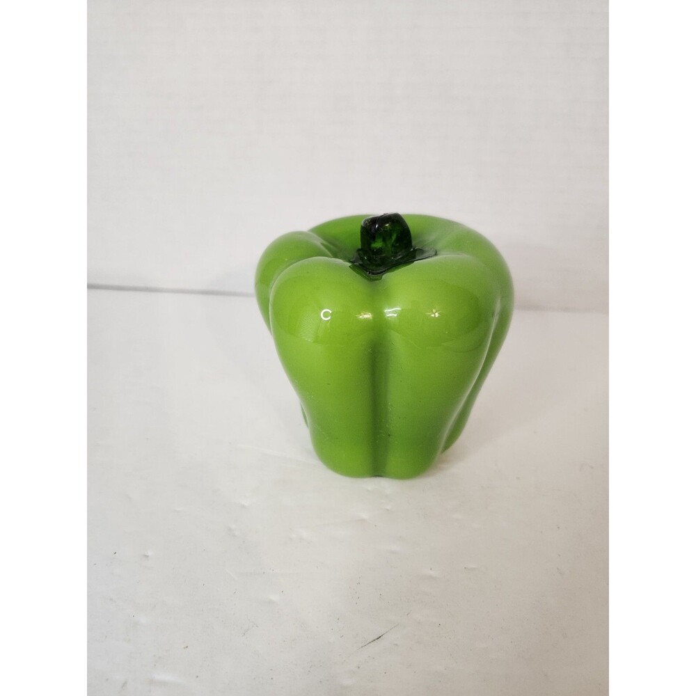Vintage Art Glass Murano Style Vegetable Green Bell Pepper Life Size 4"x4"